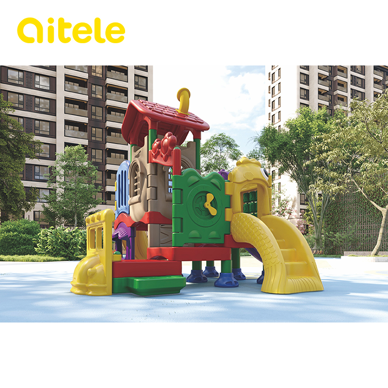 Outdoor-Spielplatz der Kids Center-Serie KID-16101